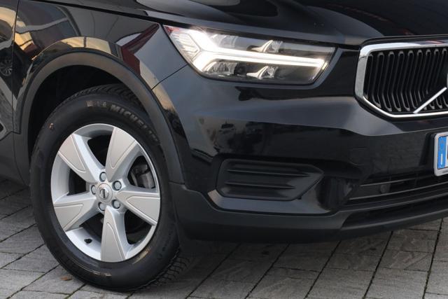 VOLVO XC40 D3