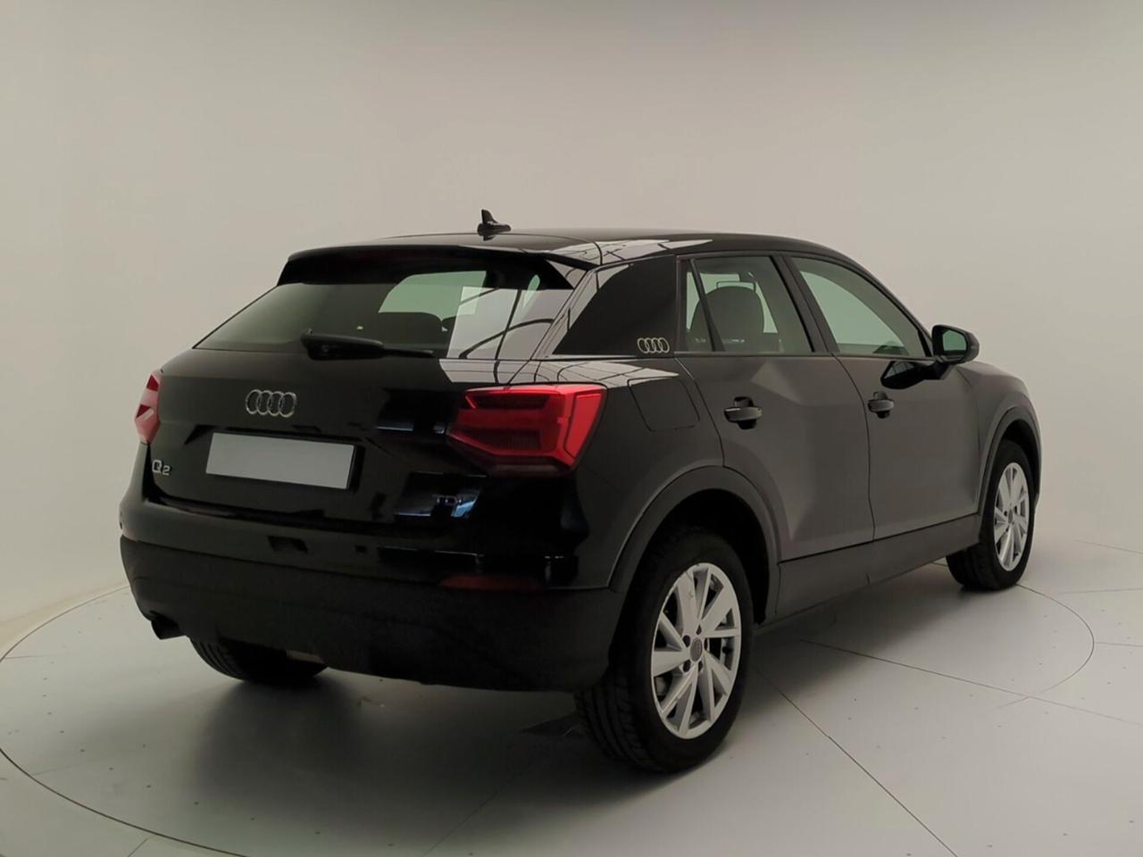 Audi Q2 1.6 TDI 116 CV Design- MANUALE