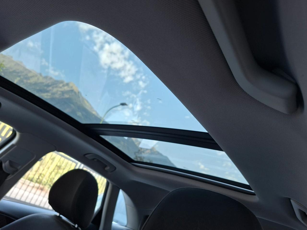 Audi Q3 2.0 TDI Navi Xenon Panorama