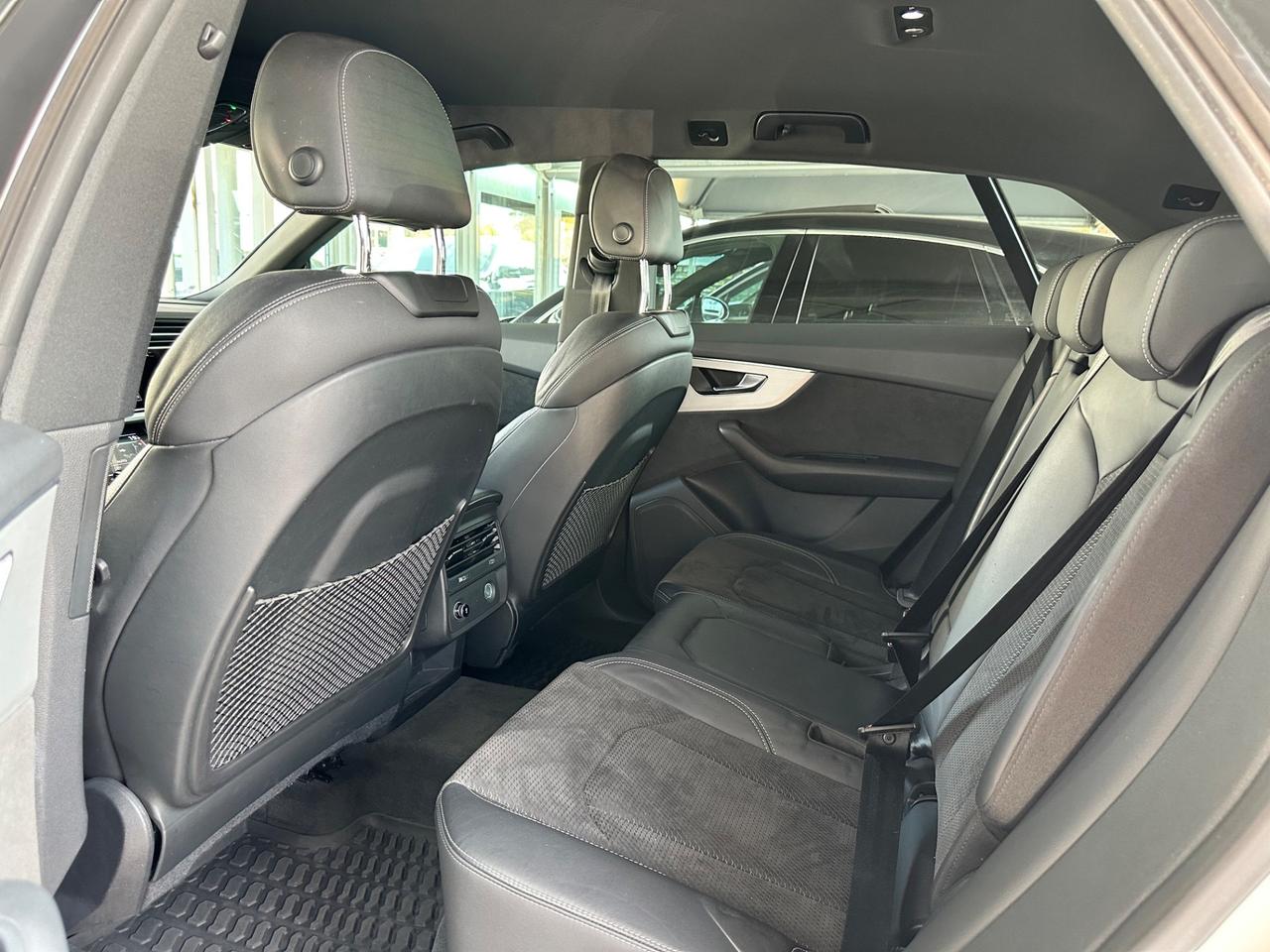 Audi Q8 50 TDI 286 CV S-LINE STRAFULL 2021