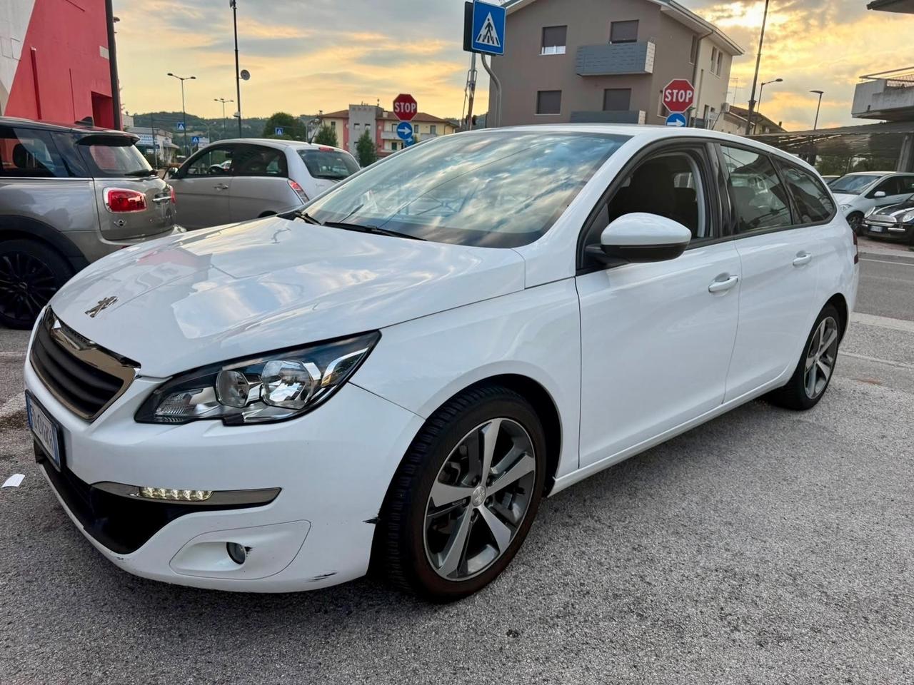 Peugeot 308 BlueHDi 120 S&S EAT6 GT Line