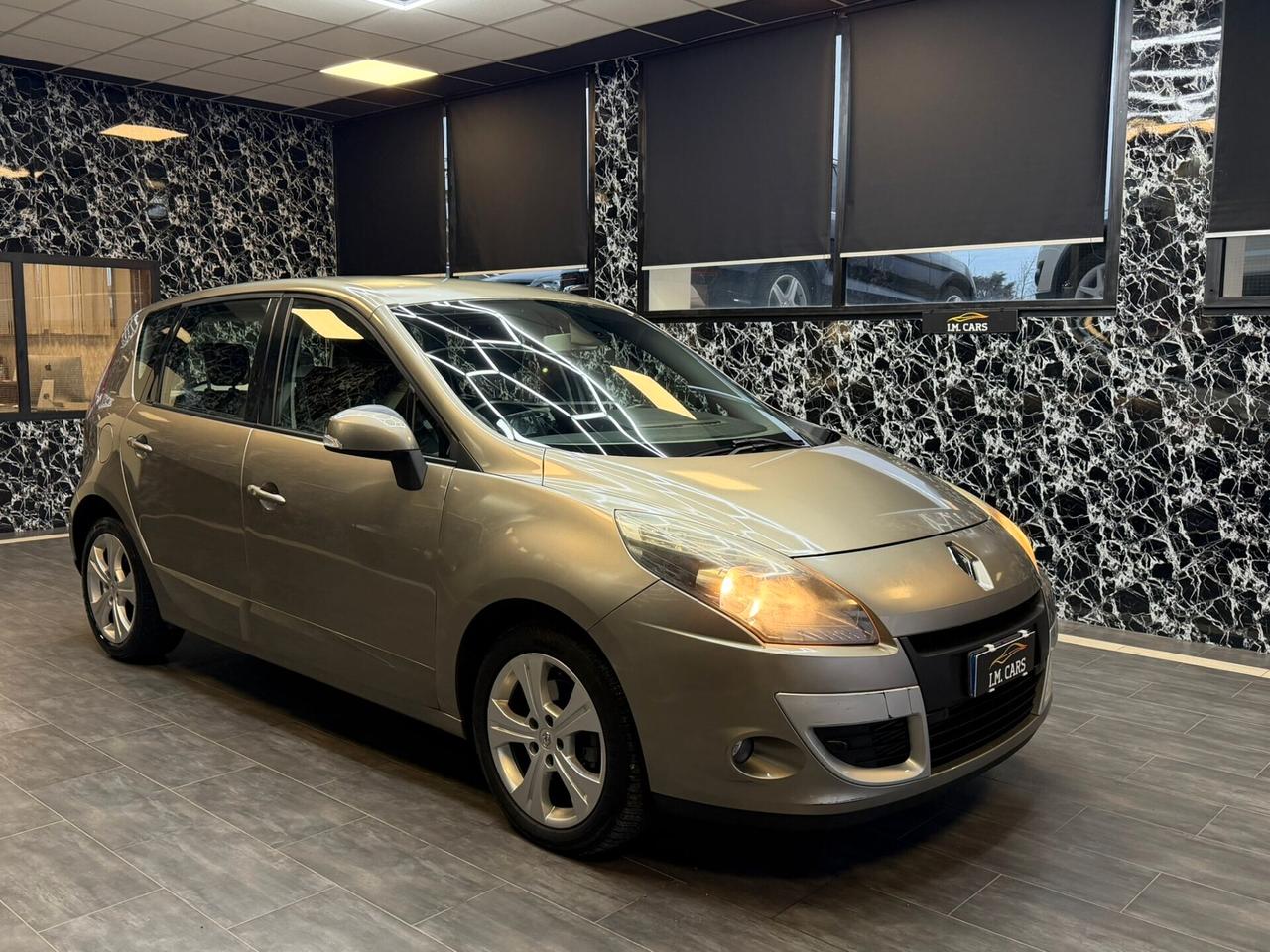 Renault Scenic Scénic X-Mod 1.4 TCe Dynamique