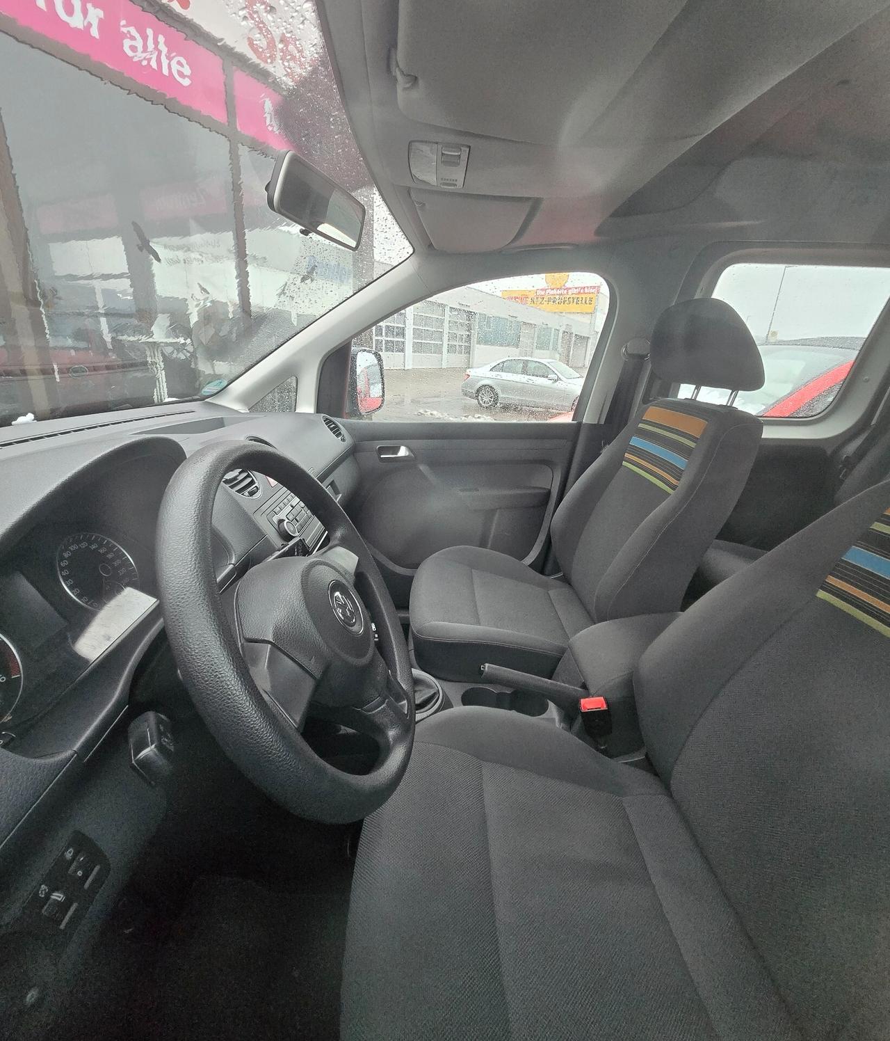 Volkswagen Caddy 1.6 TDI 102 CV 5p. Trendline