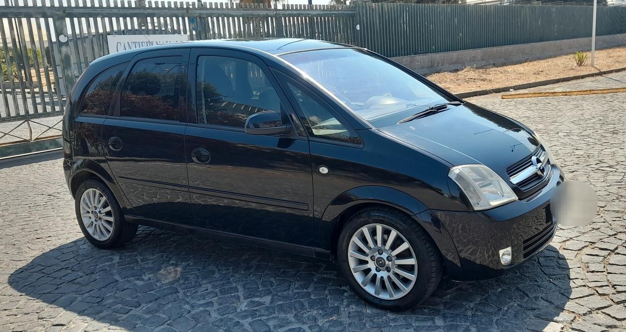 Opel Meriva 1.7 CDTI 101CV Cosmo