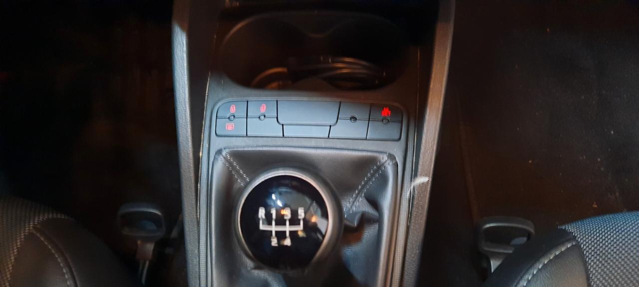 Seat Ibiza 1.2 70 CV 5 porte Business