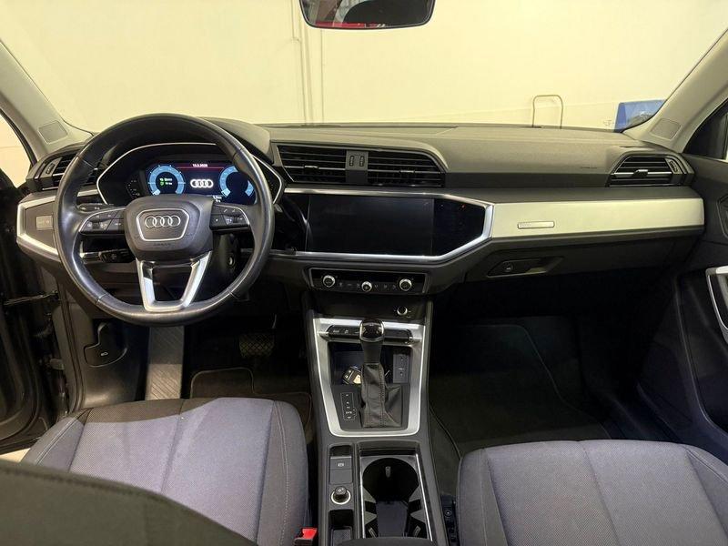 Audi Q3 45TFSI e S-tronic Business anche a314€