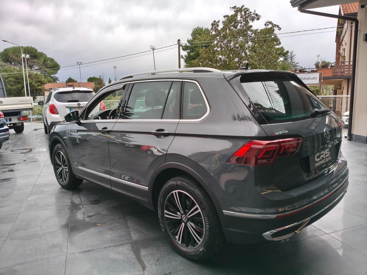 Volkswagen Tiguan 2.0 TDI 150 CV SCR DSG 4MOTION R-Line