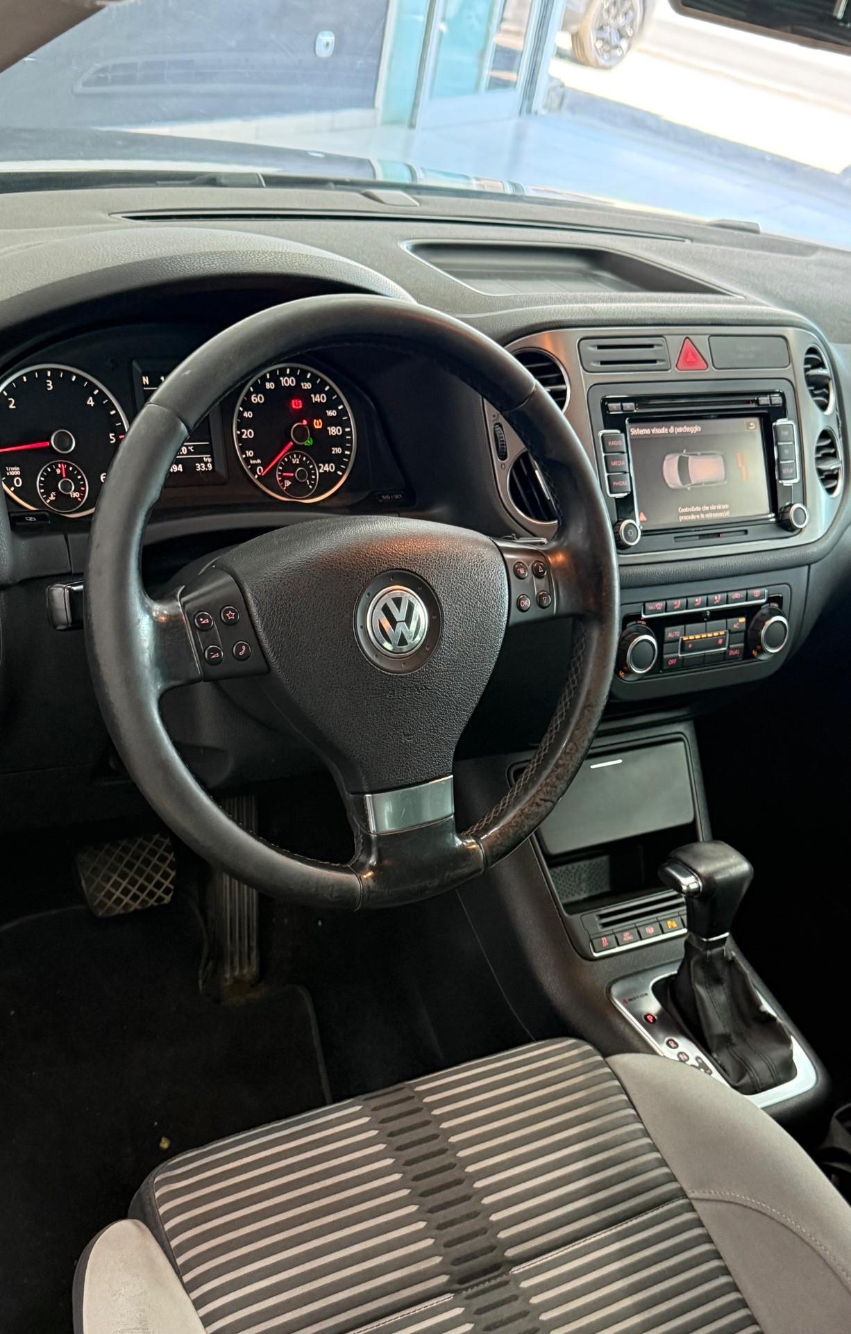 Volkswagen Tiguan 2.0 TDI DPF 4MOTION DSG Sport & Style