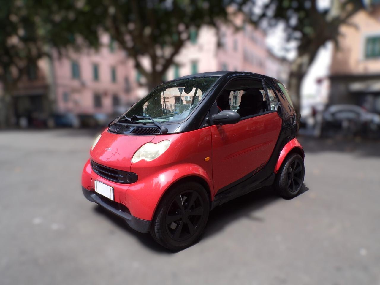 AUTO SMART FOURTWO COUPE' PASSION 55CV DEL 2003 MOTORE REVISIONATO