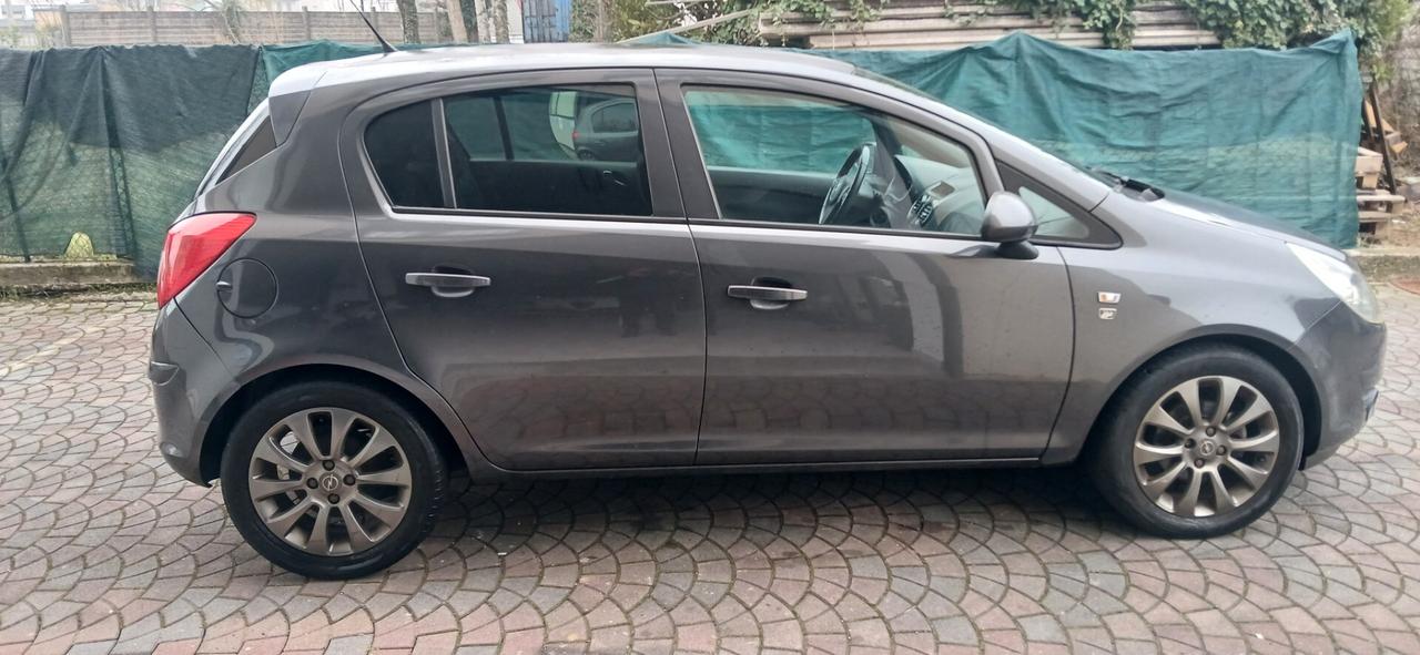Opel Corsa 1.3 neopatentati diesel