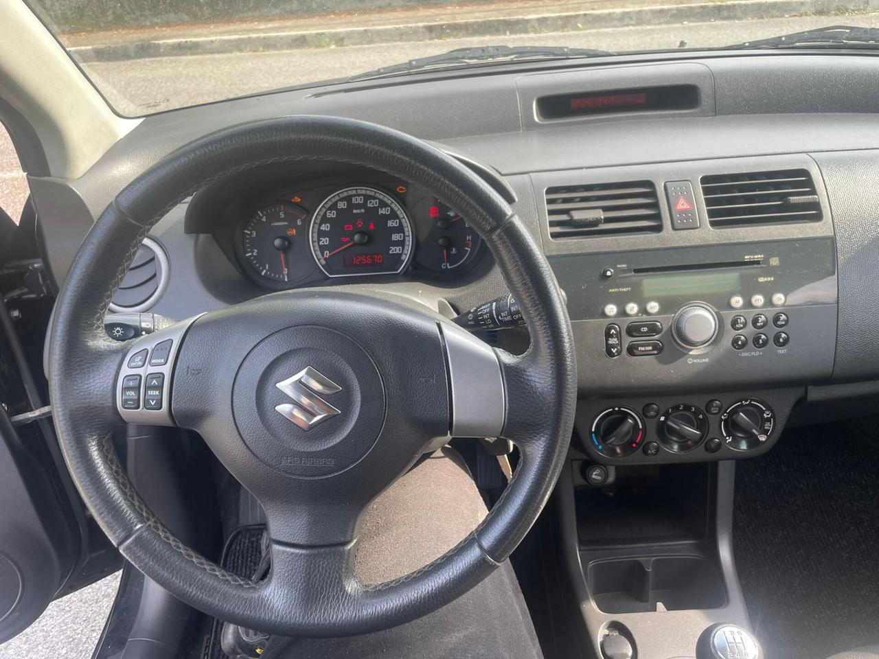 Suzuki Swift 1.3 DDiS 5p. GL