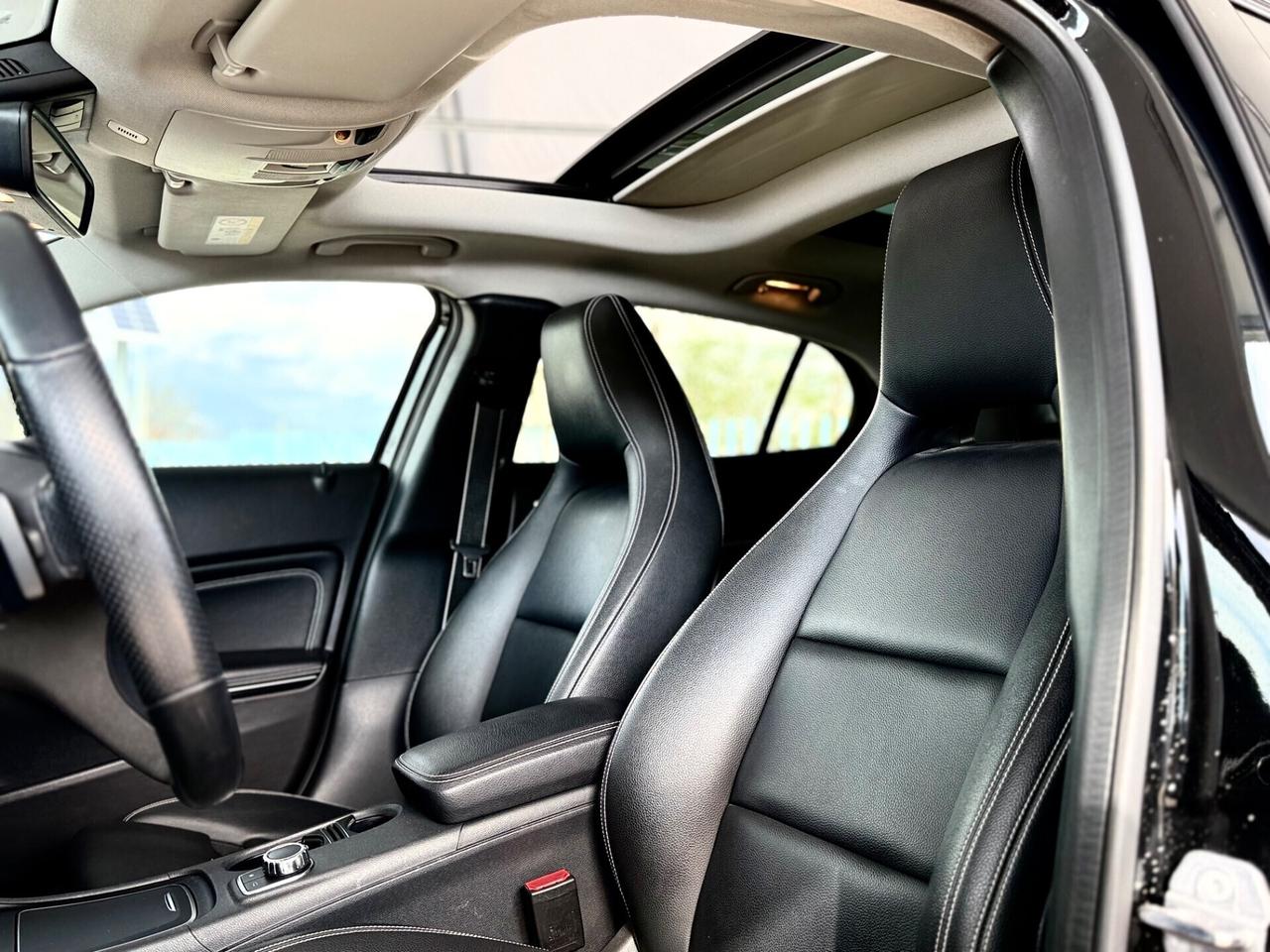 MB GLA 200d 4Matic Premium NIGHT EDITION *TETTO