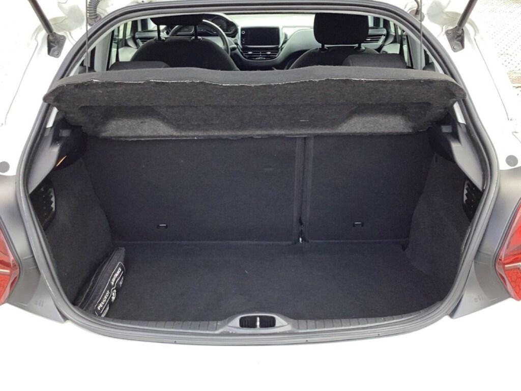 Peugeot 208 5 Porte 1.2 PureTech Signature