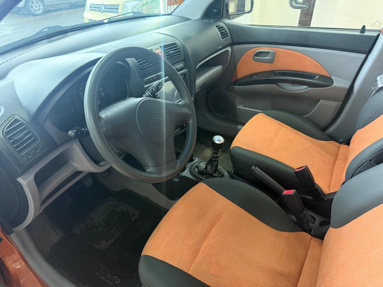 Kia Picanto 1.1 12V CRDi VGT Trendy