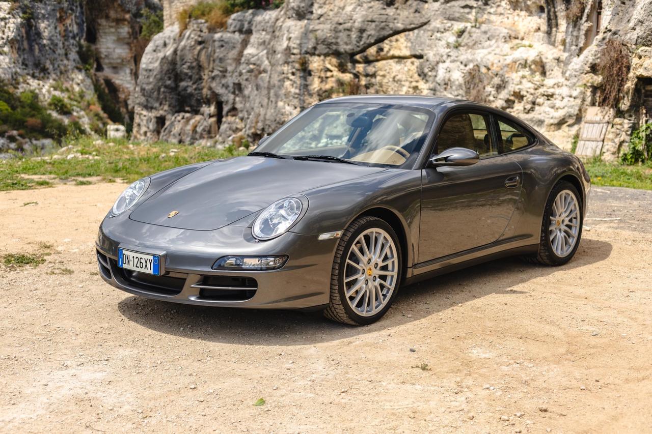 Porsche 911 997 Carrera 4 Coupé
