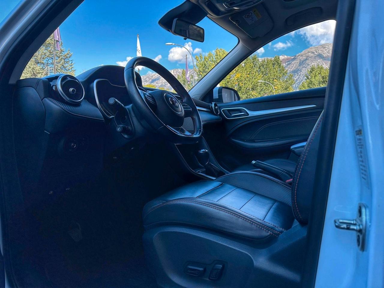 Mg ZS 1.0 Luxury 111 CV -TETTO APRIBILE-