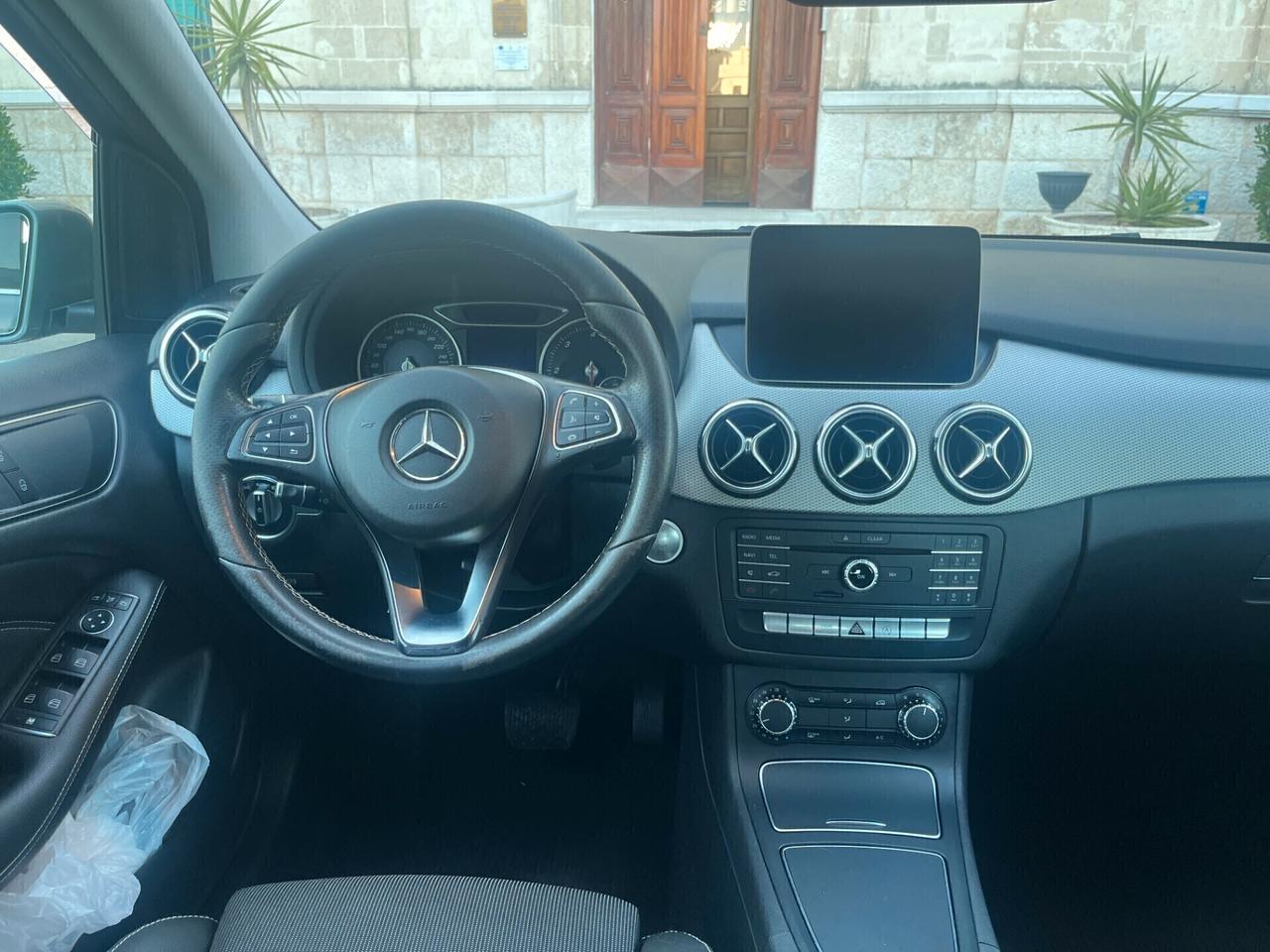 Mercedes-benz B 1.6 Cdi Automatic Executive 2019
