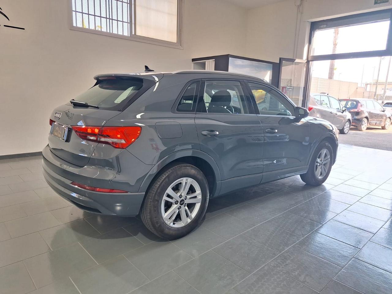 Audi Q3 35 TDI S tronic Business Advanced 71.000KM