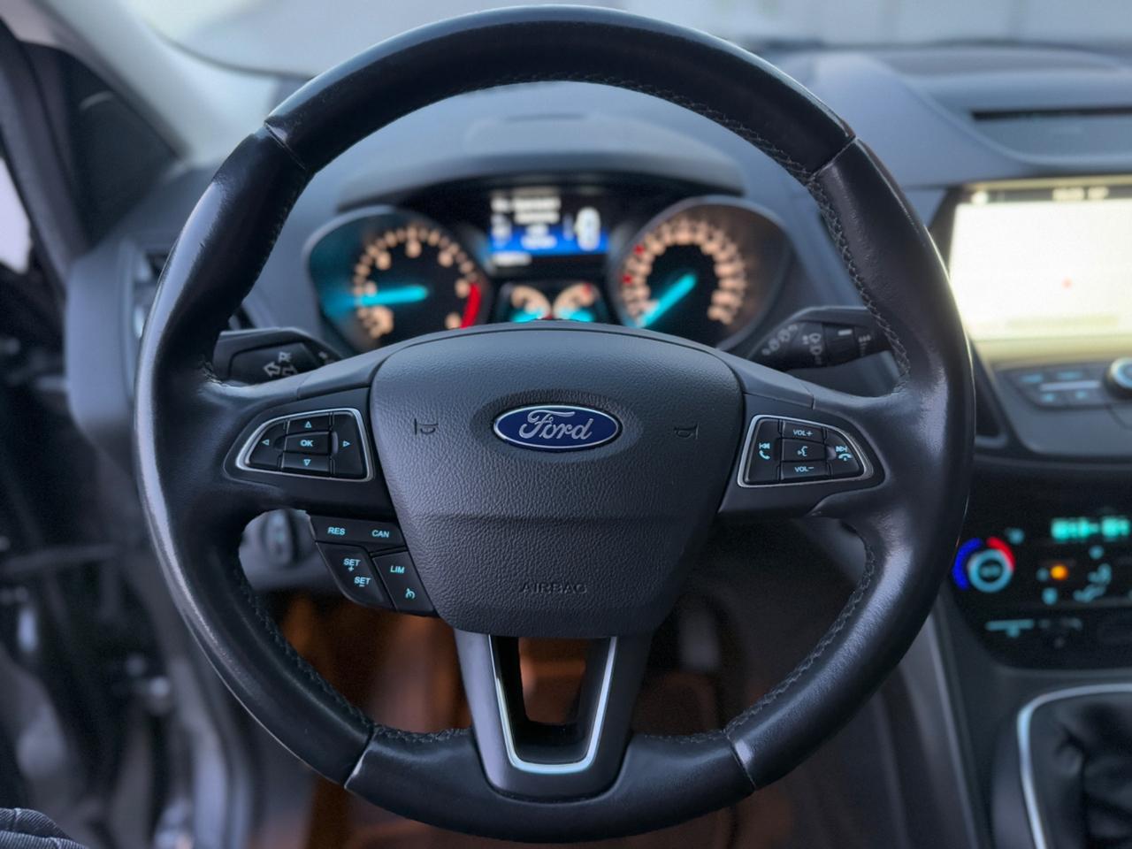 Ford Kuga 1.5 TDCI 120 CV 2WD Business MANUALE!