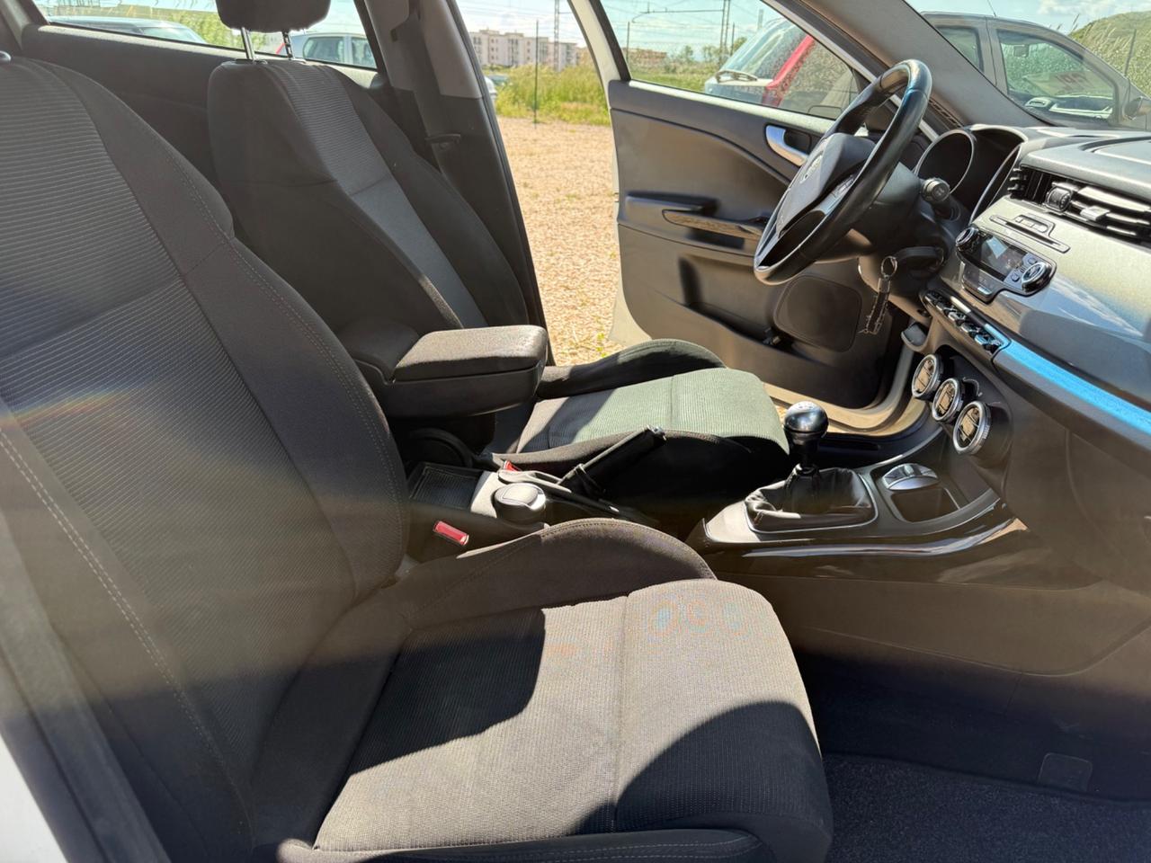 Alfa Romeo Giulietta 1.6 JTDm-2 105 CV