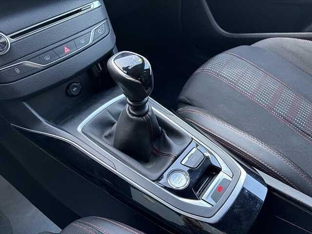 Peugeot 308 1.2 130 CV GT Line