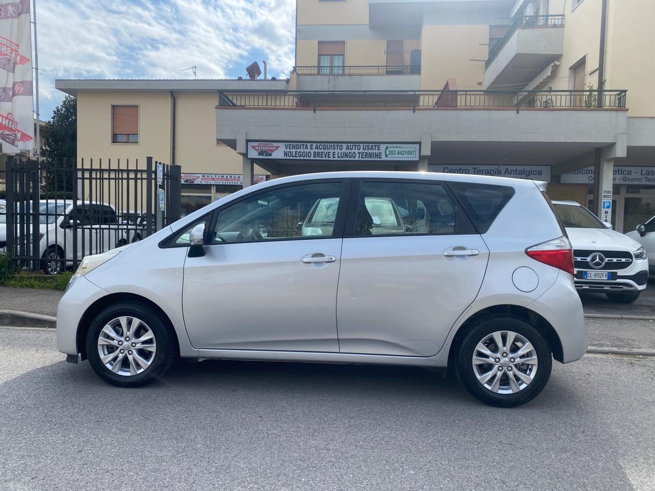 Toyota Verso-S 1.3 MT Active