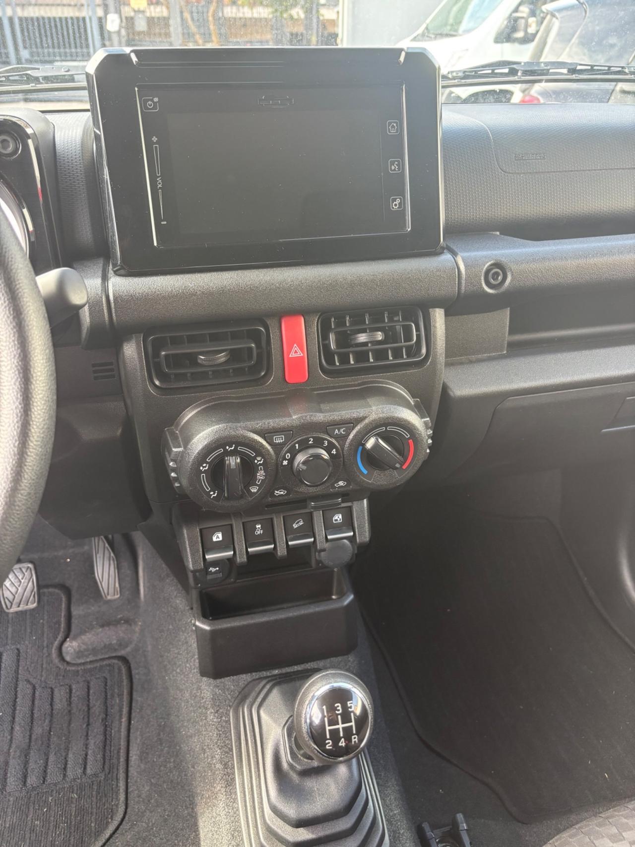 Suzuki Jimny 1.5 5MT PRO (N1)