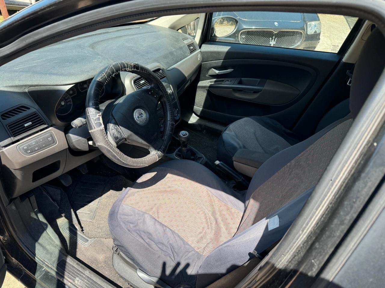 Fiat Grande Punto 1.3 MJT PER COMMERCIANTI VIAGGIA A TRE CILINDRI