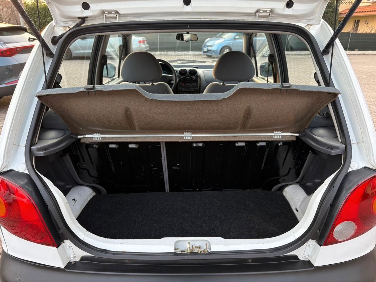 DAEWOO MATIZ 800 BENZINA 5 POSTI SI A NEOPATENTATI