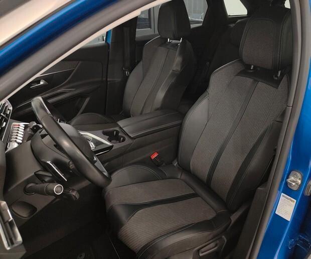 Peugeot 3008 BlueHDi 130 S&S EAT8 Allure