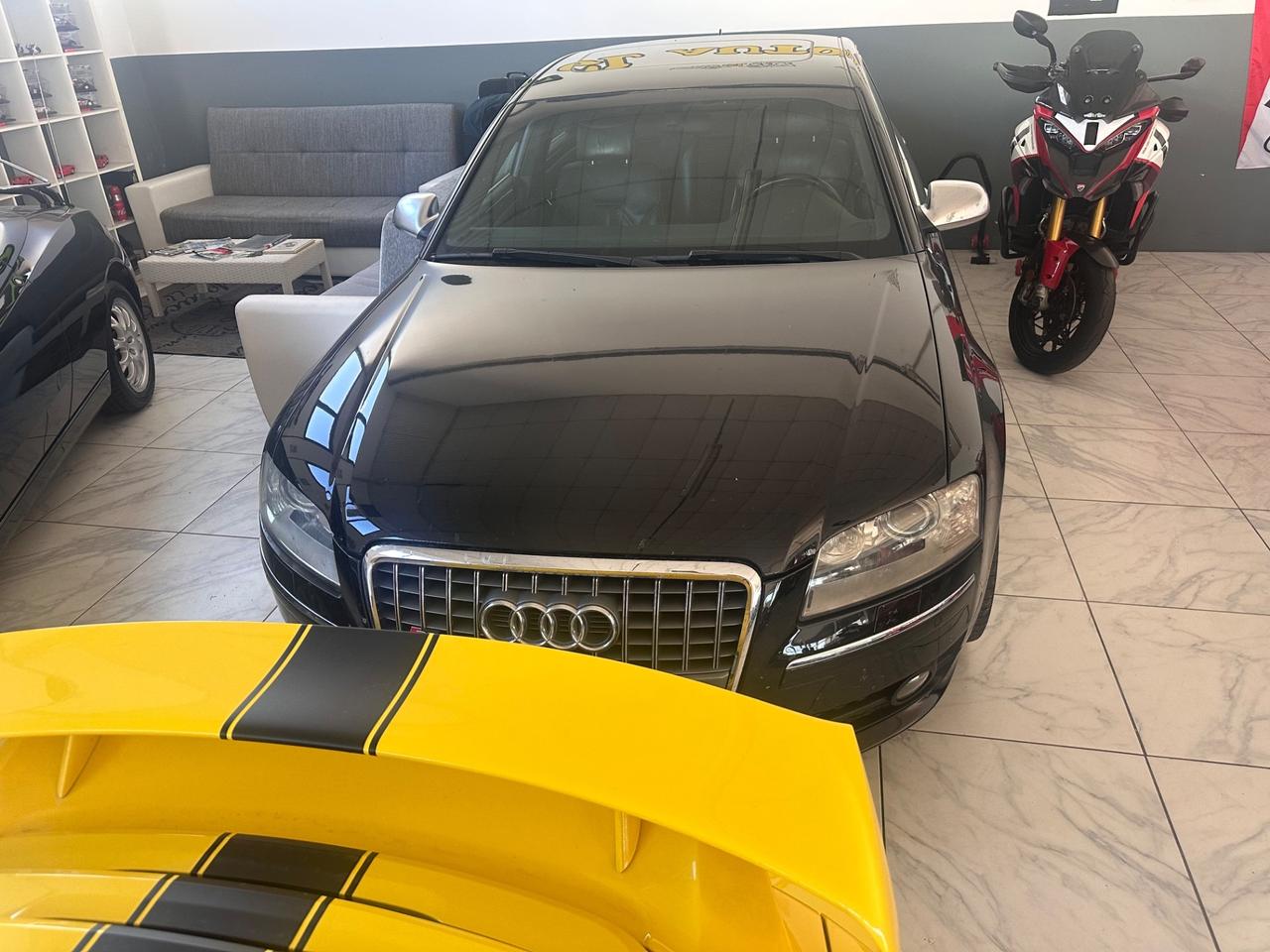 Audi A8 S8 5.2 V10 quattro tiptronic - Permute