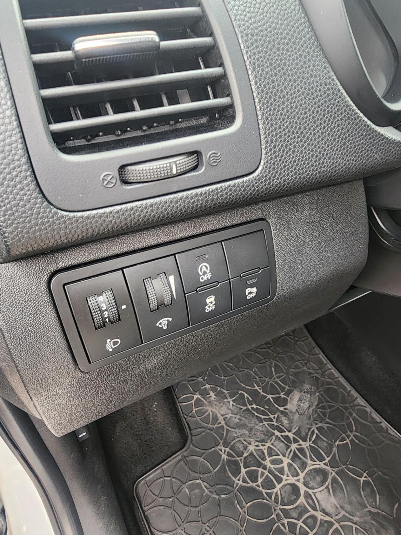 Hyundai iX20 1.4 Crdi 6 marce - 2019