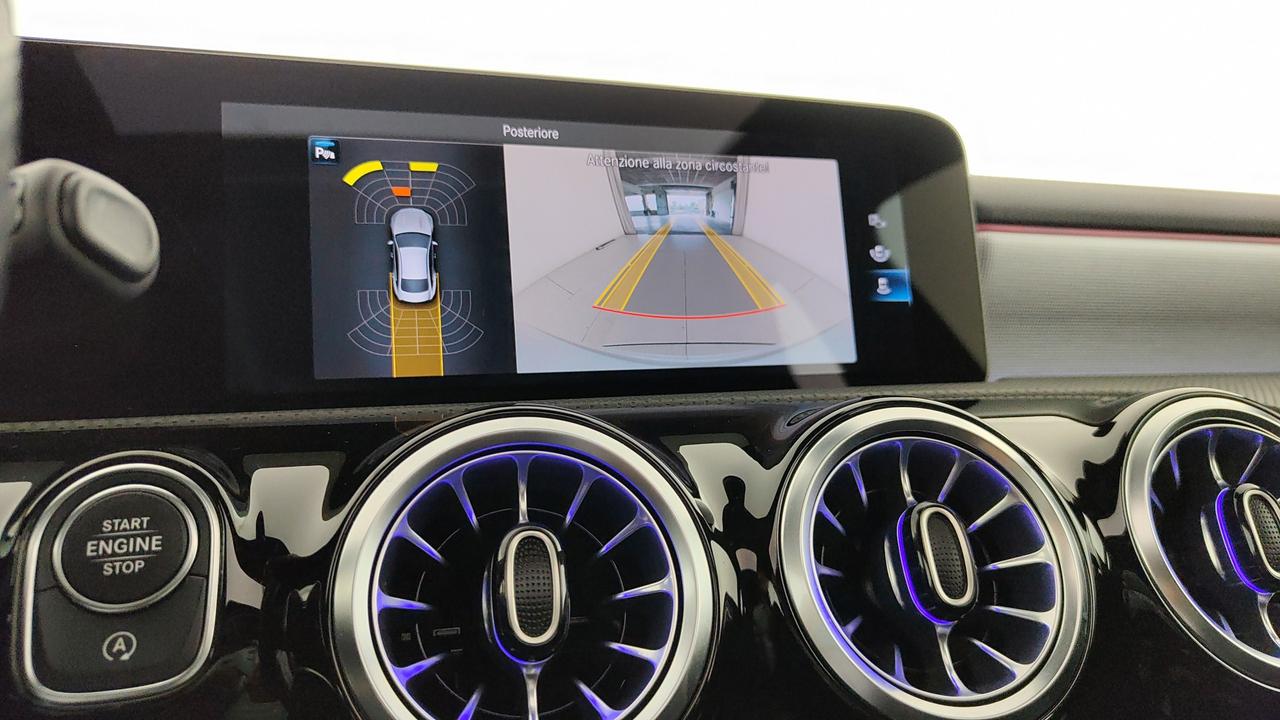 Mercedes-Benz CLA Coupe 200 d Premium auto