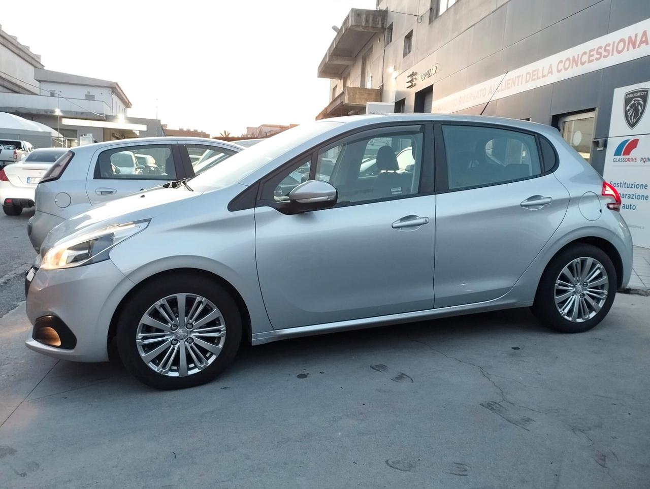 Peugeot 208 82 5 porte Active