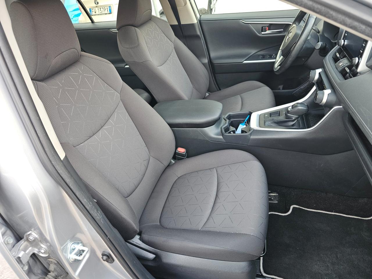Toyota RAV 4 RAV4 2.5 HV (218CV) E-CVT 2WD Business