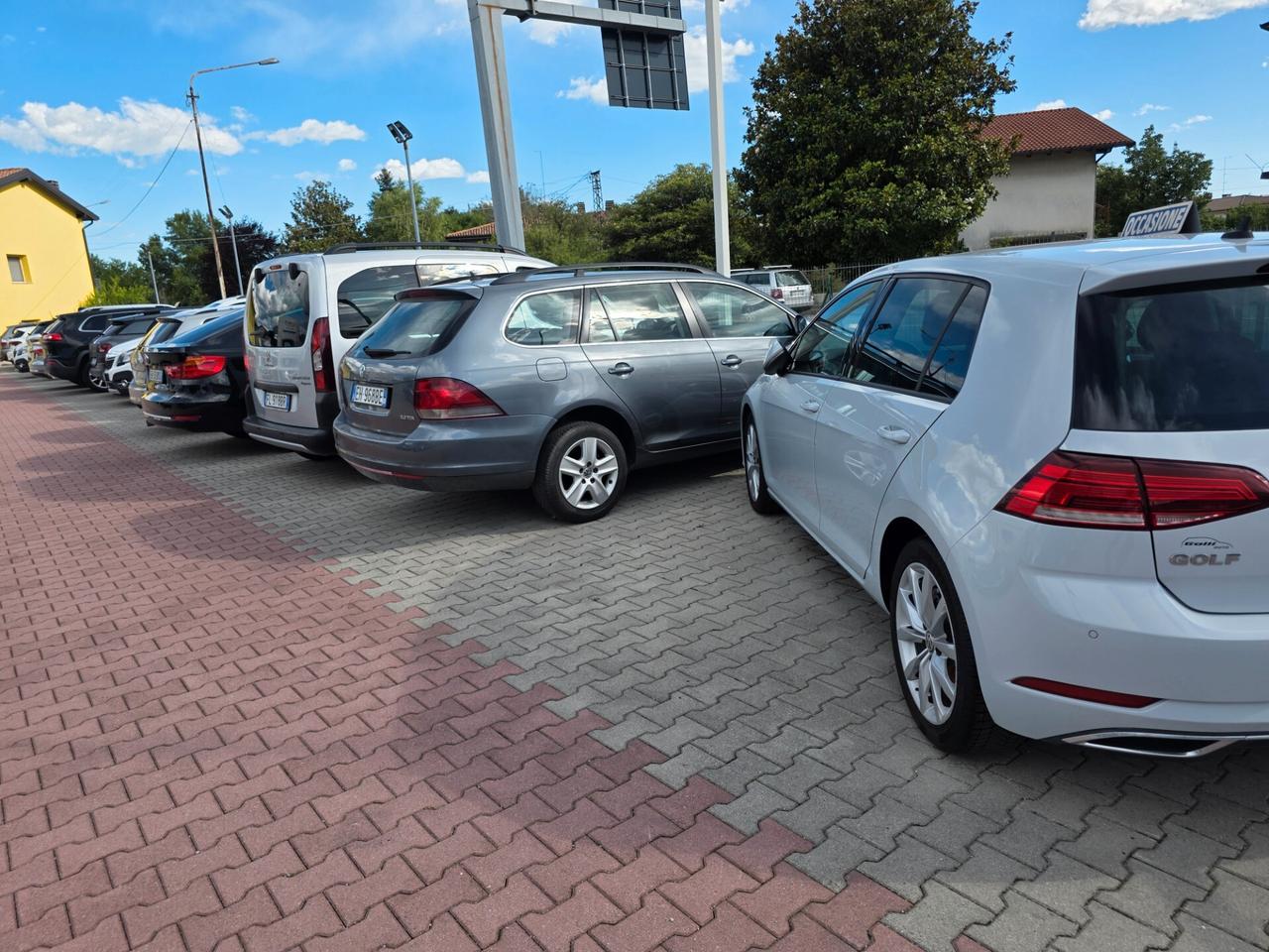 Volkswagen Golf Variant 2.0 TDI 140CV perfetta e garantita