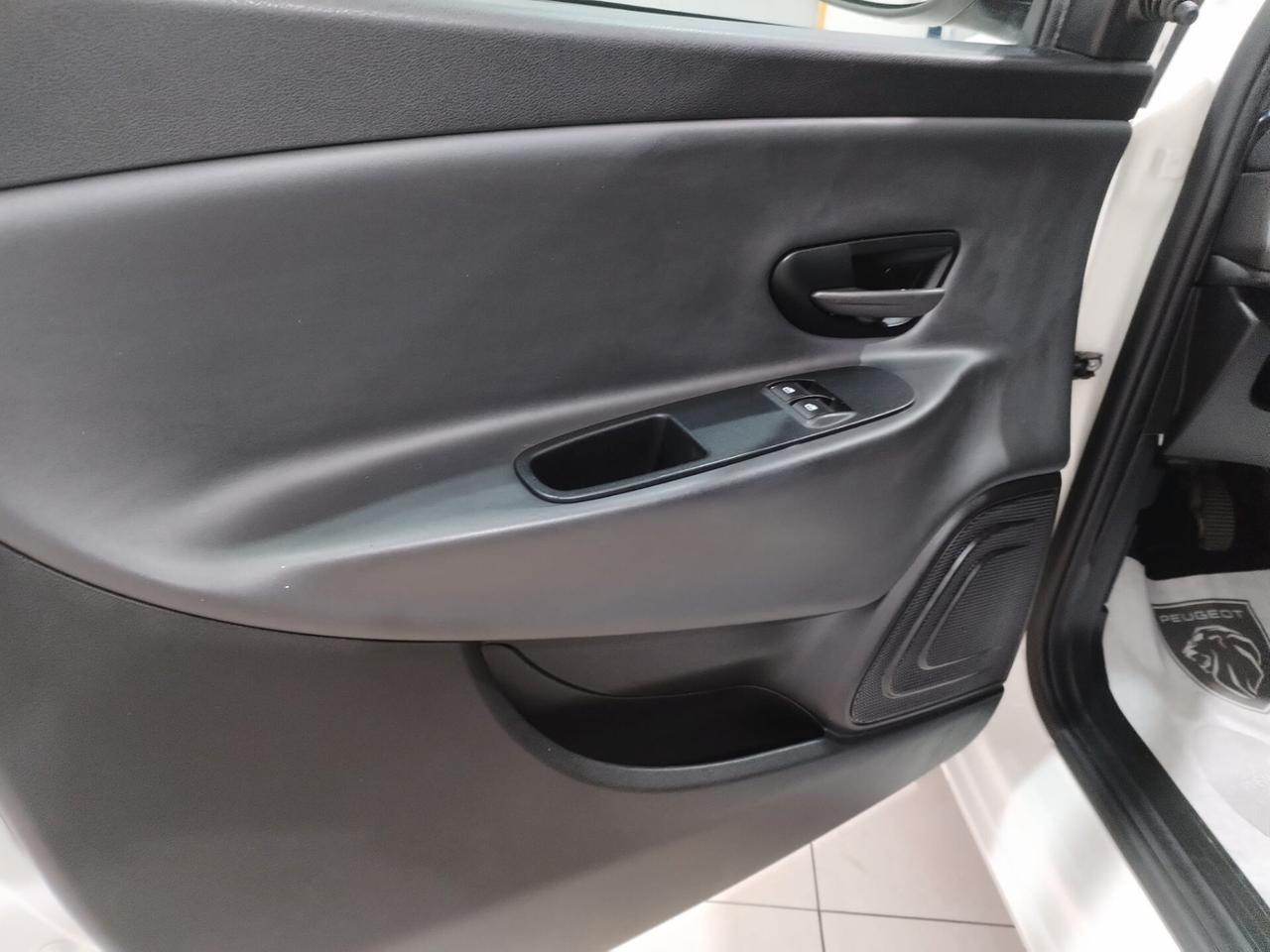 Lancia Ypsilon 1.2 69 CV 5 porte Unyca