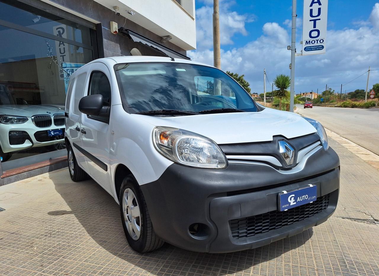 Renault Kangoo 1.5dCi 110CV ExpressMaxi PERMUTO