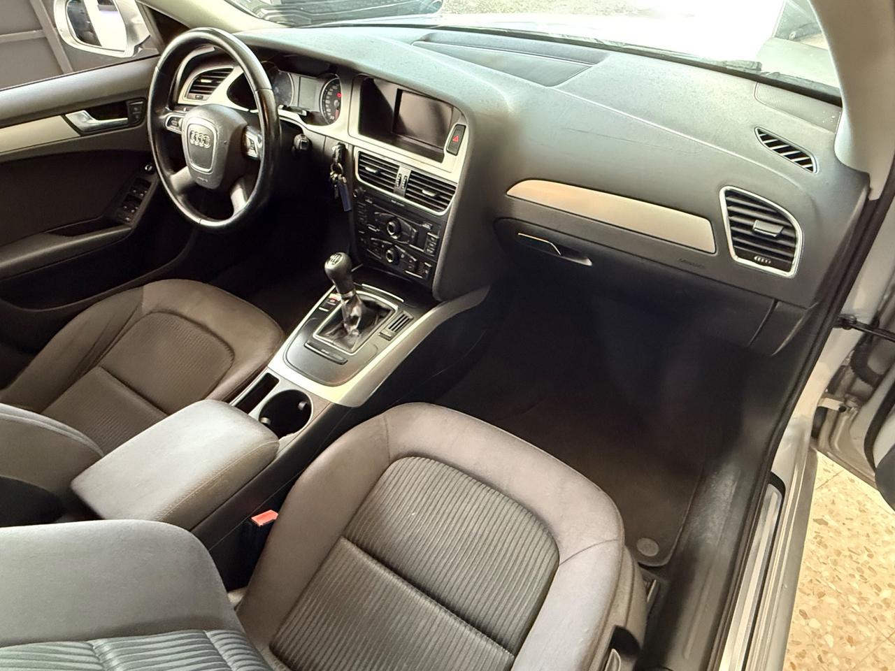Audi A4 Avant 2.0 TDI 120CV station wagon