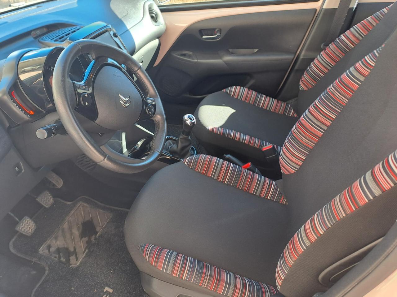 Citroen C1 VTi 72 S&S 5 porte Shine