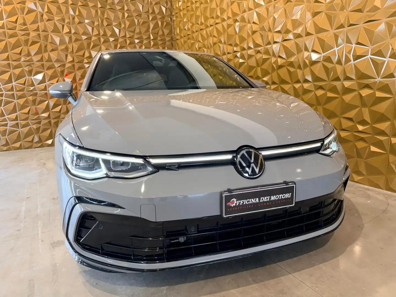 Volkswagen Golf 2.0 TDI 150 CV SCR R-Line