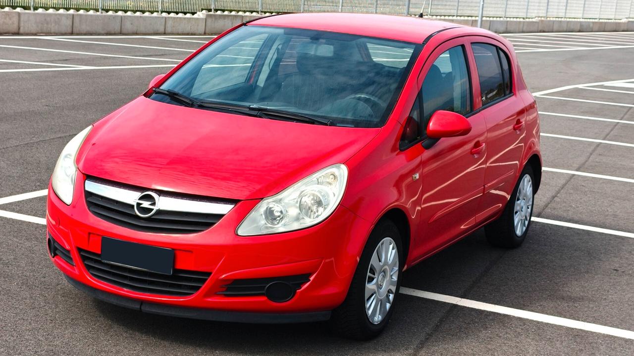 Opel Corsa 1.2 5 porte Cosmo