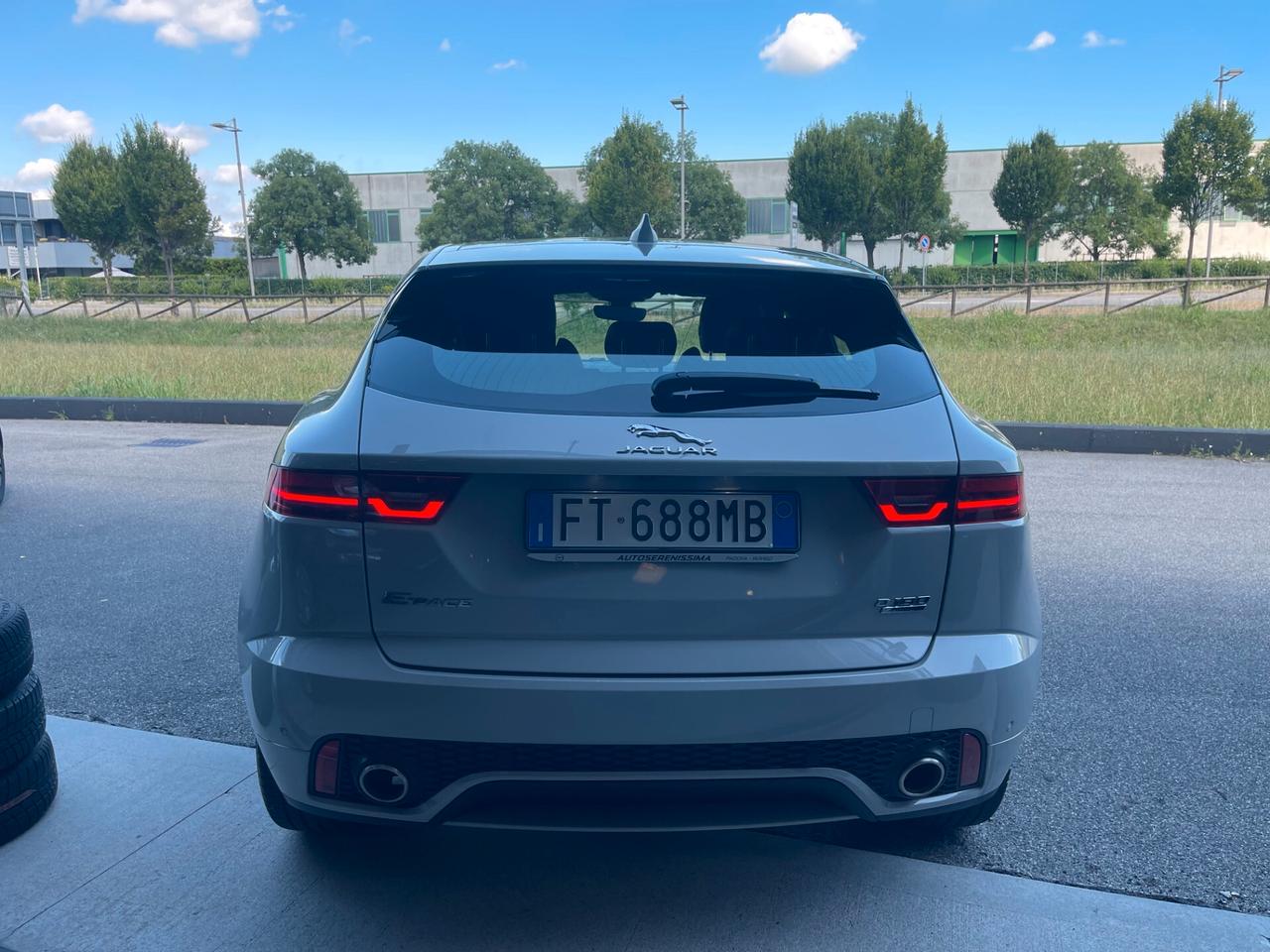 Jaguar E-Pace 2.0D 180 CV AWD R-Dynamic FINANZIABILE