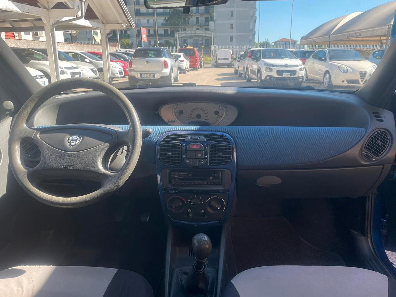 Lancia Y 1.1i cat Elefantino Blu