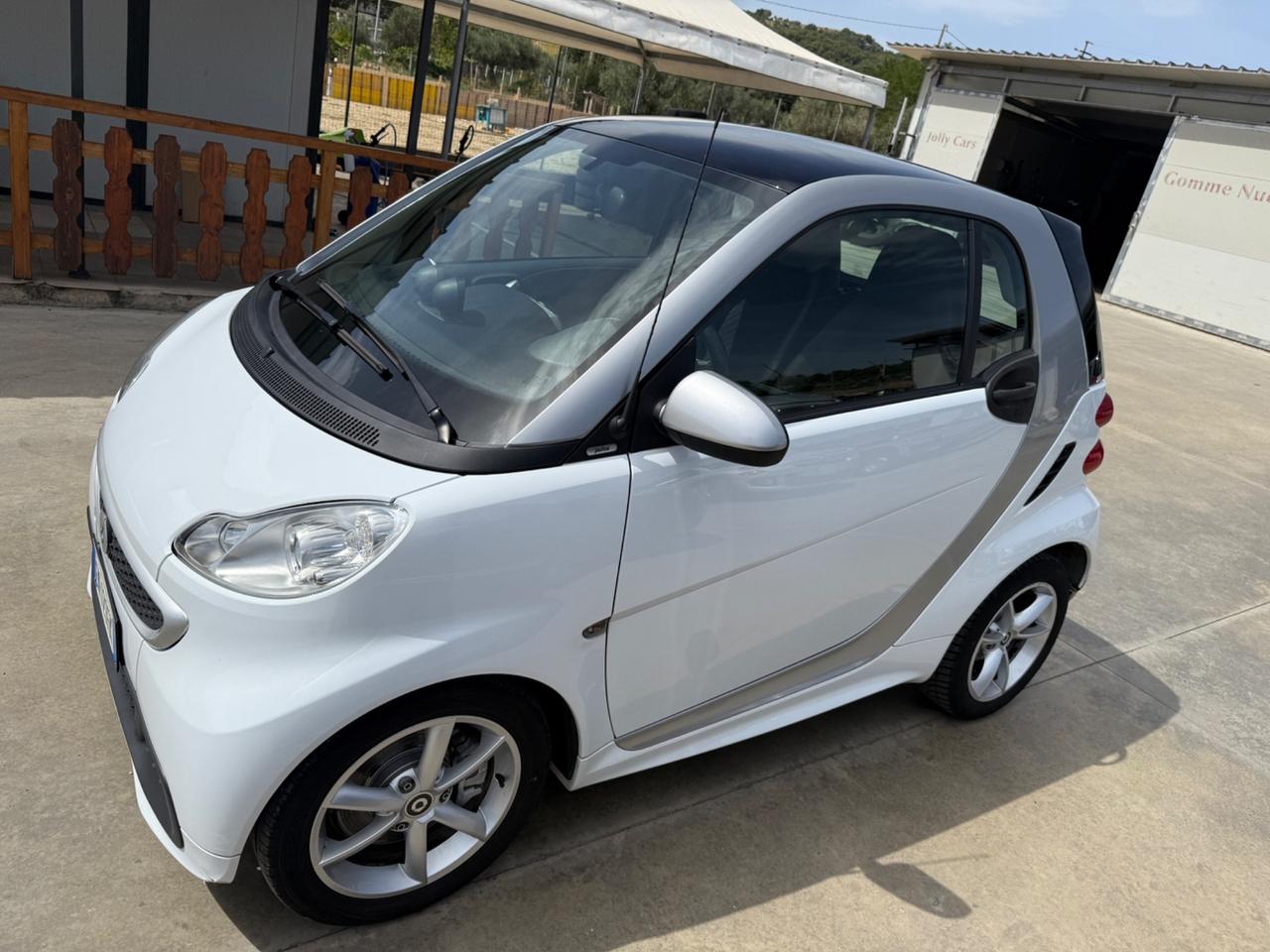 Smart ForTwo 1000 52 kW MHD coupé pulse