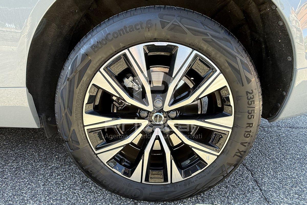 VOLVO XC60 B4 (d) automatico Plus Dark