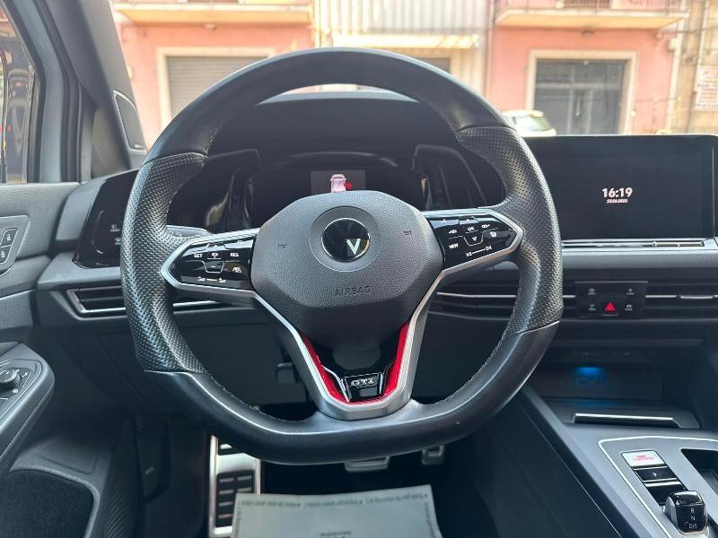 Volkswagen Golf 2.0 TSI GTI DSG