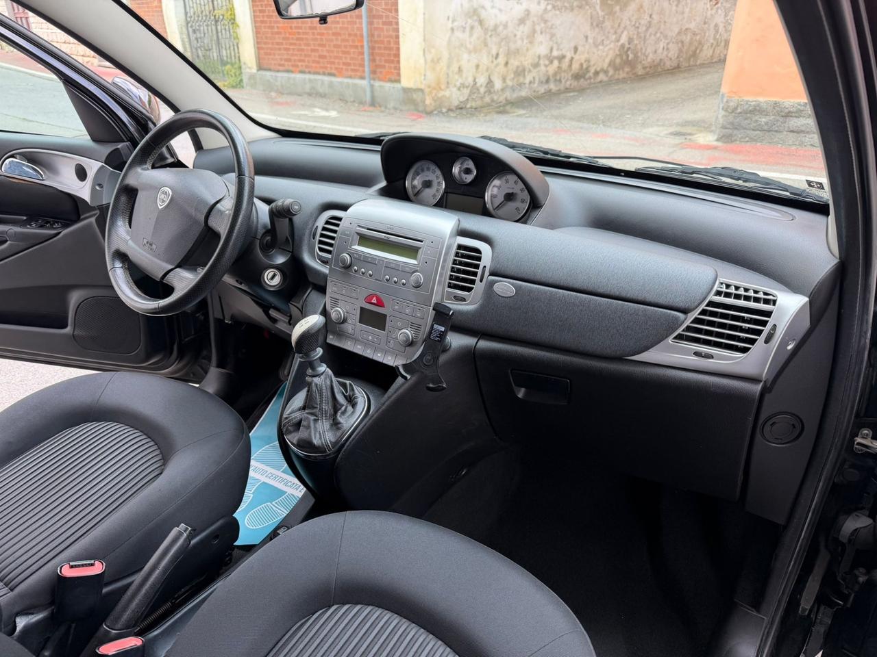 Lancia Ypsilon 1.4 New Oro Ecochic GPL