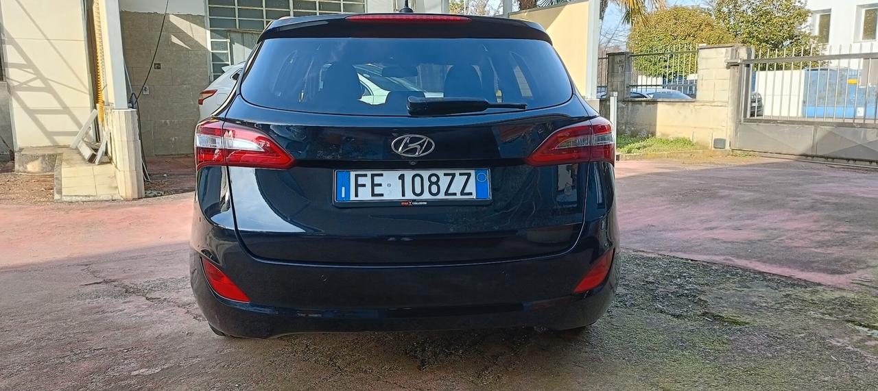 Hyundai i30 Wagon 1.6 CRDi SOLO 120MILA KM PREZZO SOTTO COSTO