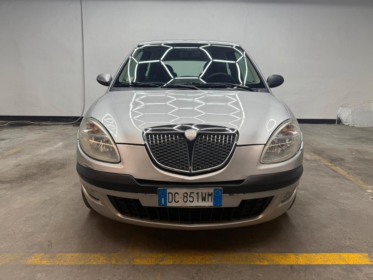 Lancia Ypsilon 1.2 Oro
